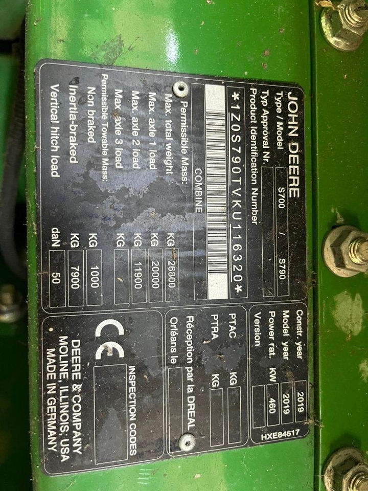 John Deere S790 i - Leikkuupuimuri: kuva John Deere S790 i - Leikkuupuimuri John Deere S790 i - Leikkuupuimuri: kuva John Deere S790 i - Leikkuupuimuri