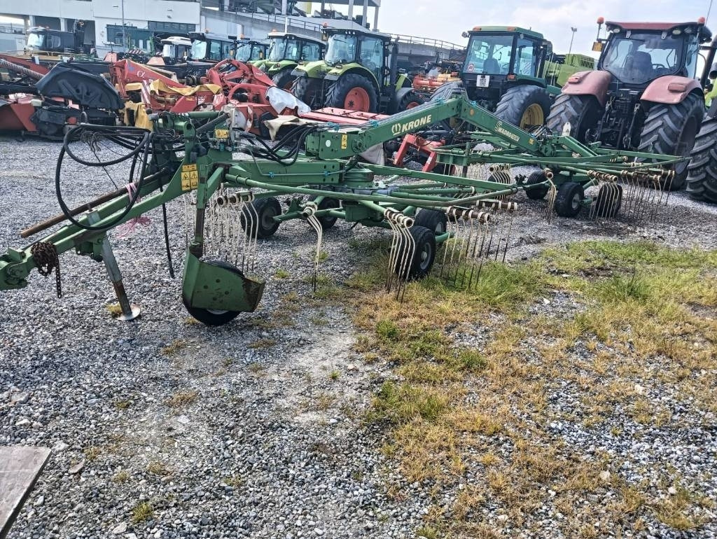 Krone SWADRO 760/26T  - Käärijä: kuva Krone SWADRO 760/26T  - Käärijä Krone SWADRO 760/26T  - Käärijä: kuva Krone SWADRO 760/26T  - Käärijä