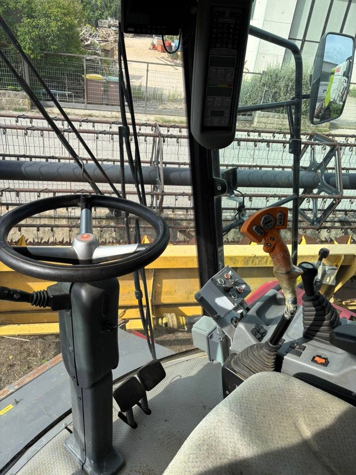 Laverda 5658 - Leikkuupuimuri: kuva Laverda 5658 - Leikkuupuimuri Laverda 5658 - Leikkuupuimuri: kuva Laverda 5658 - Leikkuupuimuri