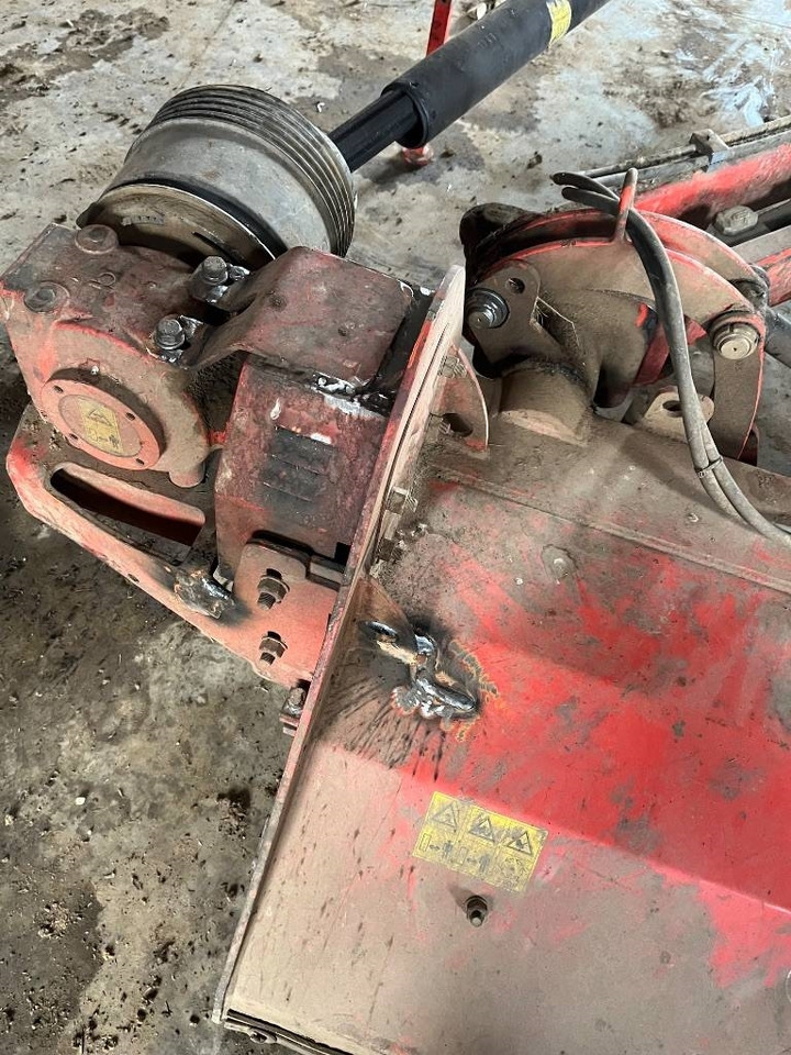 Maschio Giraffa 185 - Niittokone: kuva Maschio Giraffa 185 - Niittokone Maschio Giraffa 185 - Niittokone: kuva Maschio Giraffa 185 - Niittokone