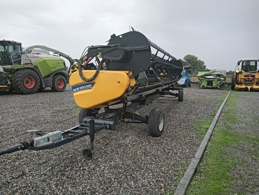 New Holland SOIA A TAPPETI FLEX 9 MT - Lisävarusteet - sadonkorjuukone: kuva New Holland SOIA A TAPPETI FLEX 9 MT - Lisävarusteet - sadonkorjuukone New Holland SOIA A TAPPETI FLEX 9 MT - Lisävarusteet - sadonkorjuukone: kuva New Holland SOIA A TAPPETI FLEX 9 MT - Lisävarusteet - sadonkorjuukone