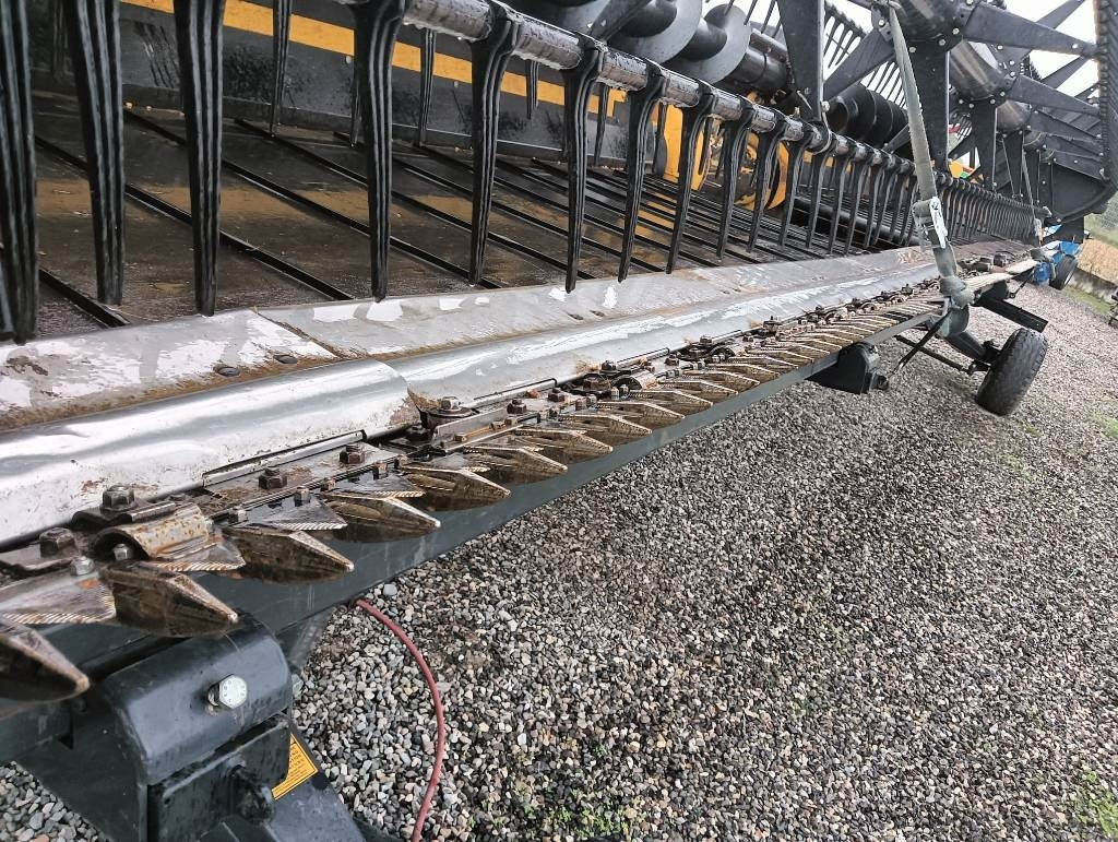 New Holland SOIA A TAPPETI FLEX 9 MT - Lisävarusteet - sadonkorjuukone: kuva New Holland SOIA A TAPPETI FLEX 9 MT - Lisävarusteet - sadonkorjuukone New Holland SOIA A TAPPETI FLEX 9 MT - Lisävarusteet - sadonkorjuukone: kuva New Holland SOIA A TAPPETI FLEX 9 MT - Lisävarusteet - sadonkorjuukone