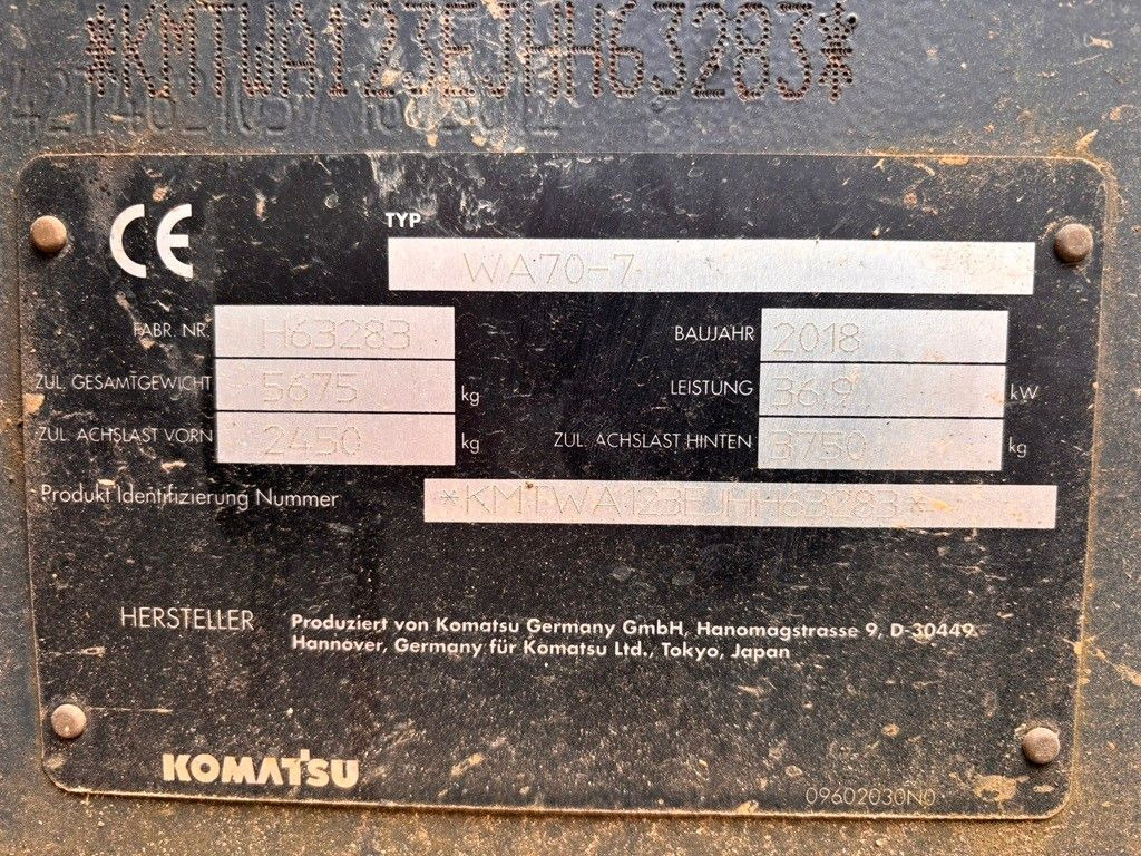 Komatsu WA70-7 - Pyöräkuormaaja: kuva Komatsu WA70-7 - Pyöräkuormaaja Komatsu WA70-7 - Pyöräkuormaaja: kuva Komatsu WA70-7 - Pyöräkuormaaja