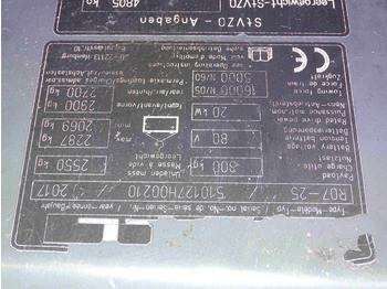 Still R 07 -25L - Vetotrukki: kuva Still R 07 -25L - Vetotrukki Still R 07 -25L - Vetotrukki: kuva Still R 07 -25L - Vetotrukki