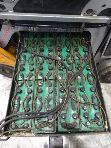 Still RX 60 - Sähkötrukki: kuva Still RX 60 - Sähkötrukki Still RX 60 - Sähkötrukki: kuva Still RX 60 - Sähkötrukki