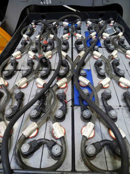 Still RX 60 - Sähkötrukki: kuva Still RX 60 - Sähkötrukki Still RX 60 - Sähkötrukki: kuva Still RX 60 - Sähkötrukki