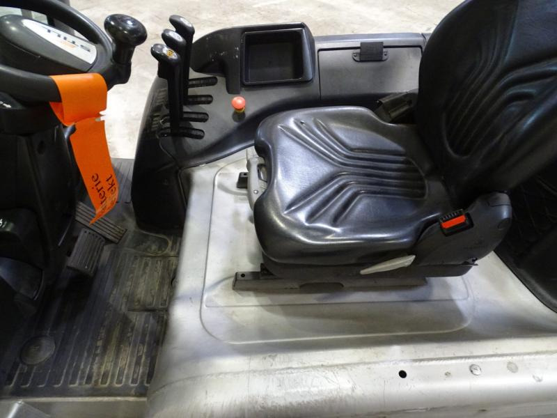 Still RX 60 - Sähkötrukki: kuva Still RX 60 - Sähkötrukki Still RX 60 - Sähkötrukki: kuva Still RX 60 - Sähkötrukki