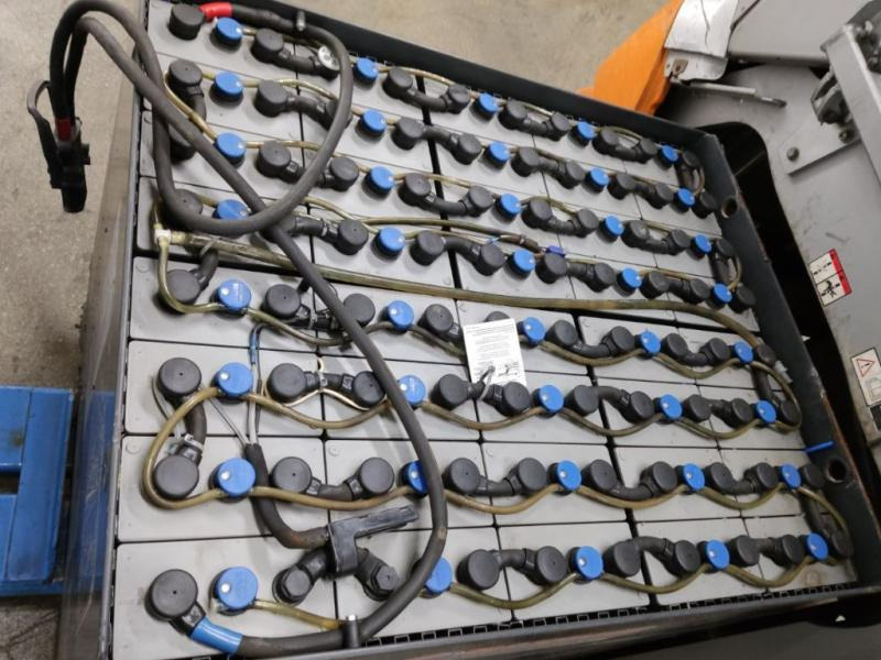 Still RX 60 - Sähkötrukki: kuva Still RX 60 - Sähkötrukki Still RX 60 - Sähkötrukki: kuva Still RX 60 - Sähkötrukki