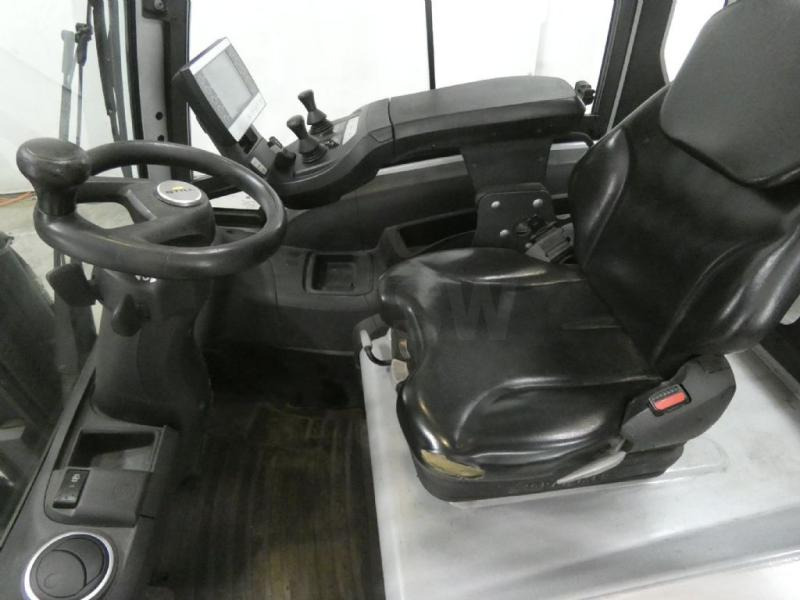 Still RX 60 - Sähkötrukki: kuva Still RX 60 - Sähkötrukki Still RX 60 - Sähkötrukki: kuva Still RX 60 - Sähkötrukki