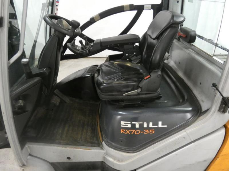 Still RX 70 -35 - Dieseltrukki: kuva Still RX 70 -35 - Dieseltrukki Still RX 70 -35 - Dieseltrukki: kuva Still RX 70 -35 - Dieseltrukki