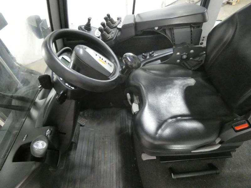 Still RX 70 - Dieseltrukki: kuva Still RX 70 - Dieseltrukki Still RX 70 - Dieseltrukki: kuva Still RX 70 - Dieseltrukki