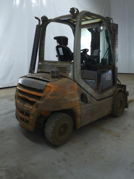 Still RX 70 - Dieseltrukki: kuva Still RX 70 - Dieseltrukki Still RX 70 - Dieseltrukki: kuva Still RX 70 - Dieseltrukki