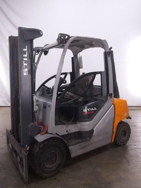 Still RX 70 - Dieseltrukki: kuva Still RX 70 - Dieseltrukki Still RX 70 - Dieseltrukki: kuva Still RX 70 - Dieseltrukki