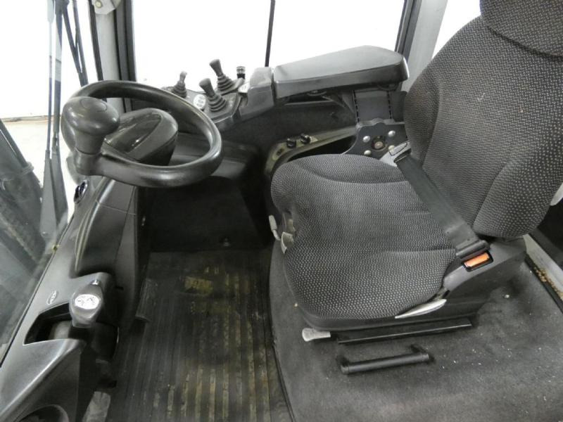 Still RX 70 - Dieseltrukki: kuva Still RX 70 - Dieseltrukki Still RX 70 - Dieseltrukki: kuva Still RX 70 - Dieseltrukki