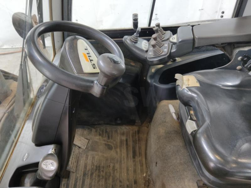 Still RX 70 - Dieseltrukki: kuva Still RX 70 - Dieseltrukki Still RX 70 - Dieseltrukki: kuva Still RX 70 - Dieseltrukki