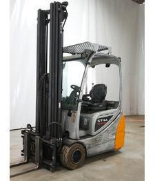 Still RX20 -20 - Sähkötrukki: kuva Still RX20 -20 - Sähkötrukki Still RX20 -20 - Sähkötrukki: kuva Still RX20 -20 - Sähkötrukki