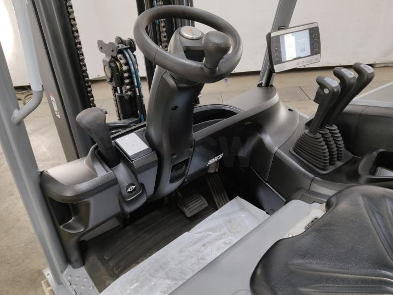 Still RX20 - Sähkötrukki: kuva Still RX20 - Sähkötrukki Still RX20 - Sähkötrukki: kuva Still RX20 - Sähkötrukki