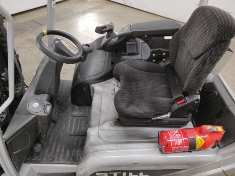 Still RX20 - Sähkötrukki: kuva Still RX20 - Sähkötrukki Still RX20 - Sähkötrukki: kuva Still RX20 - Sähkötrukki