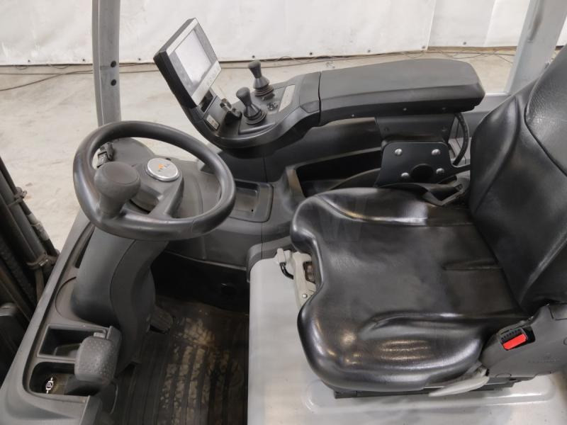 Still RX20 - Sähkötrukki: kuva Still RX20 - Sähkötrukki Still RX20 - Sähkötrukki: kuva Still RX20 - Sähkötrukki