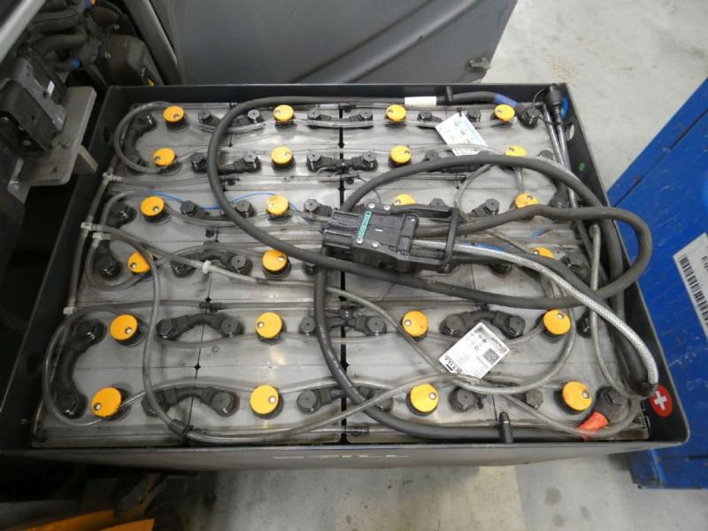 Still RX20 - Sähkötrukki: kuva Still RX20 - Sähkötrukki Still RX20 - Sähkötrukki: kuva Still RX20 - Sähkötrukki