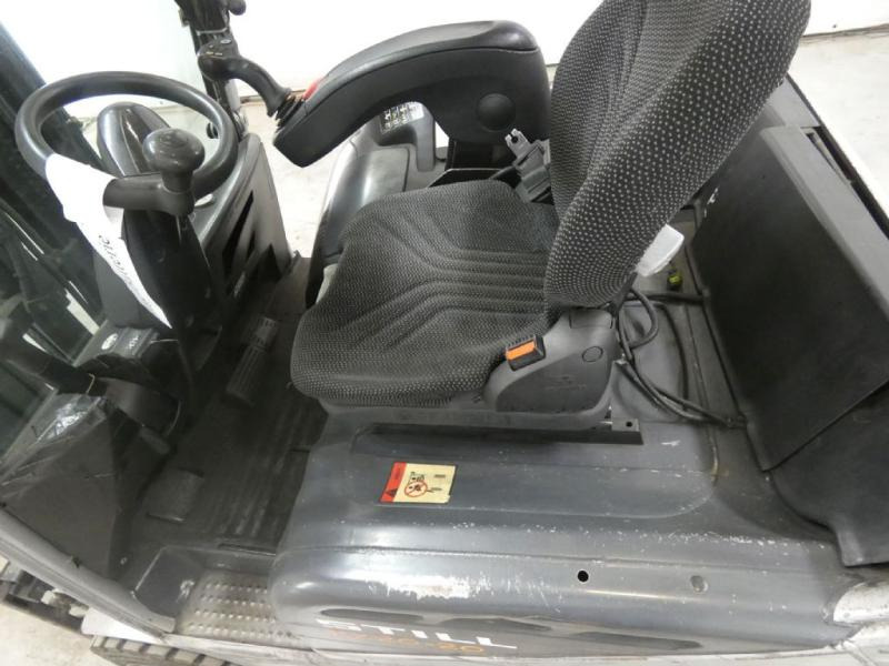 Still RX20 - Sähkötrukki: kuva Still RX20 - Sähkötrukki Still RX20 - Sähkötrukki: kuva Still RX20 - Sähkötrukki