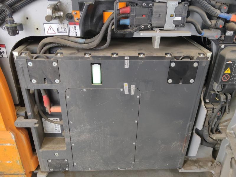 Still RX20 - Sähkötrukki: kuva Still RX20 - Sähkötrukki Still RX20 - Sähkötrukki: kuva Still RX20 - Sähkötrukki