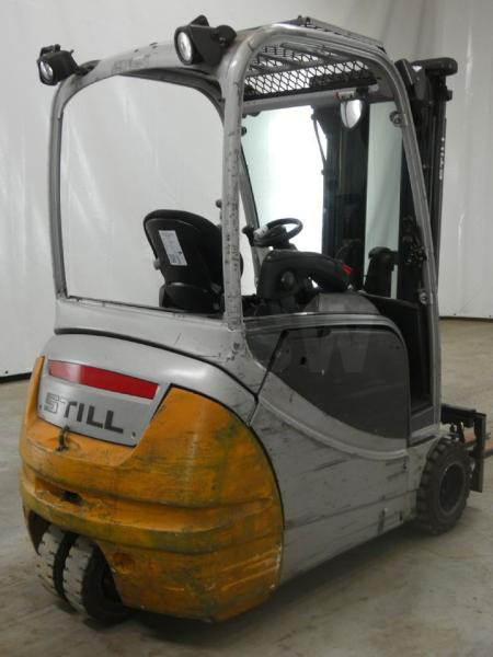 Still RX20 - Sähkötrukki: kuva Still RX20 - Sähkötrukki Still RX20 - Sähkötrukki: kuva Still RX20 - Sähkötrukki