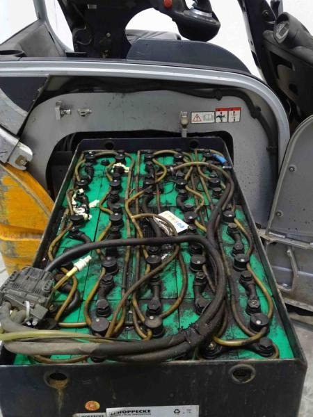 Still RX20 - Sähkötrukki: kuva Still RX20 - Sähkötrukki Still RX20 - Sähkötrukki: kuva Still RX20 - Sähkötrukki