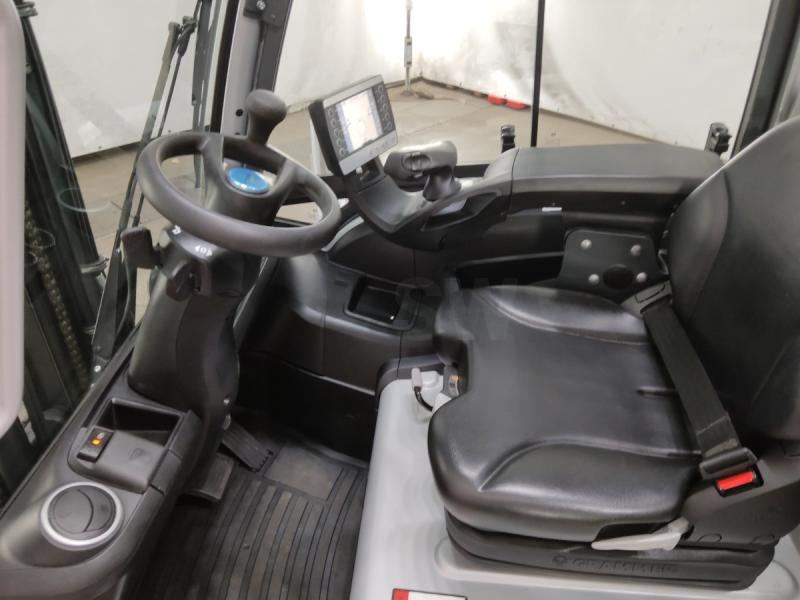 Still RX20 - Sähkötrukki: kuva Still RX20 - Sähkötrukki Still RX20 - Sähkötrukki: kuva Still RX20 - Sähkötrukki