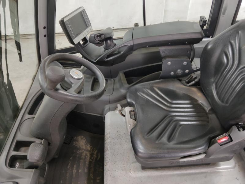 Still RX20 - Sähkötrukki: kuva Still RX20 - Sähkötrukki Still RX20 - Sähkötrukki: kuva Still RX20 - Sähkötrukki