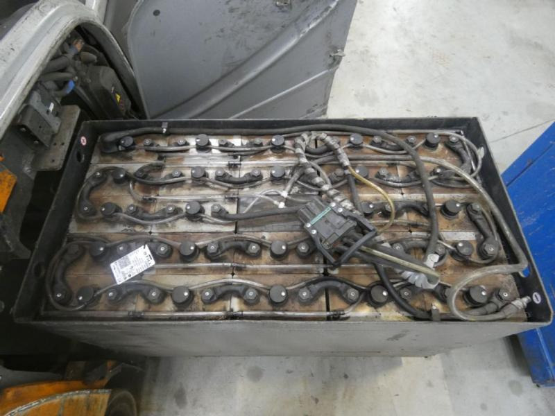 Still RX20 - Sähkötrukki: kuva Still RX20 - Sähkötrukki Still RX20 - Sähkötrukki: kuva Still RX20 - Sähkötrukki