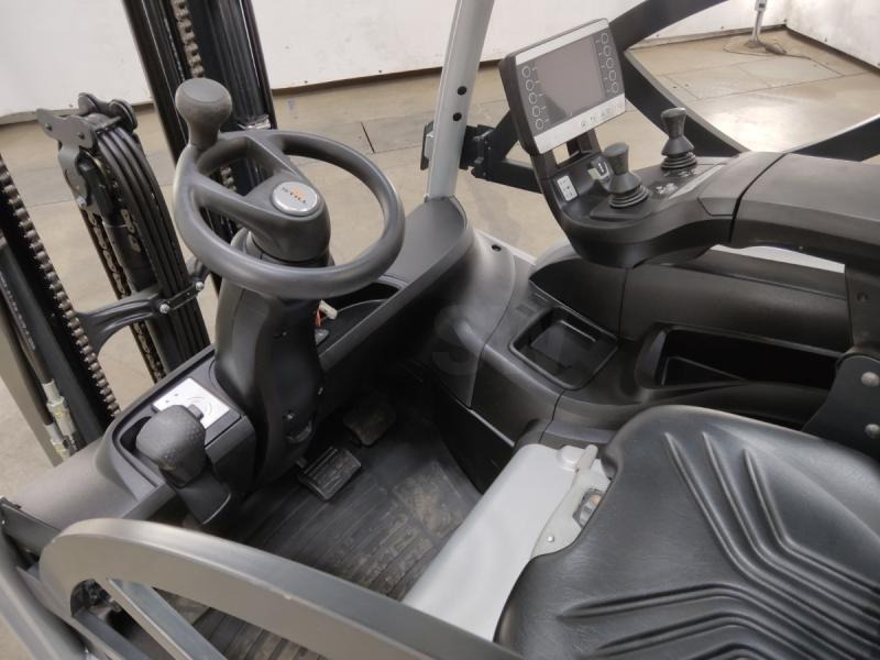 Still RX20 - Sähkötrukki: kuva Still RX20 - Sähkötrukki Still RX20 - Sähkötrukki: kuva Still RX20 - Sähkötrukki