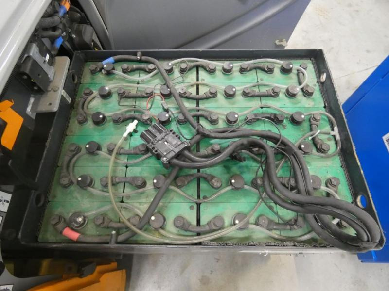 Still RX20 - Sähkötrukki: kuva Still RX20 - Sähkötrukki Still RX20 - Sähkötrukki: kuva Still RX20 - Sähkötrukki