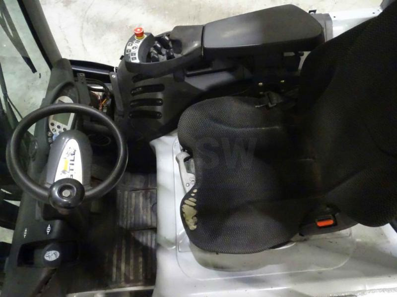 Still RX60-25 RX60-25 - Sähkötrukki: kuva Still RX60-25 RX60-25 - Sähkötrukki Still RX60-25 RX60-25 - Sähkötrukki: kuva Still RX60-25 RX60-25 - Sähkötrukki