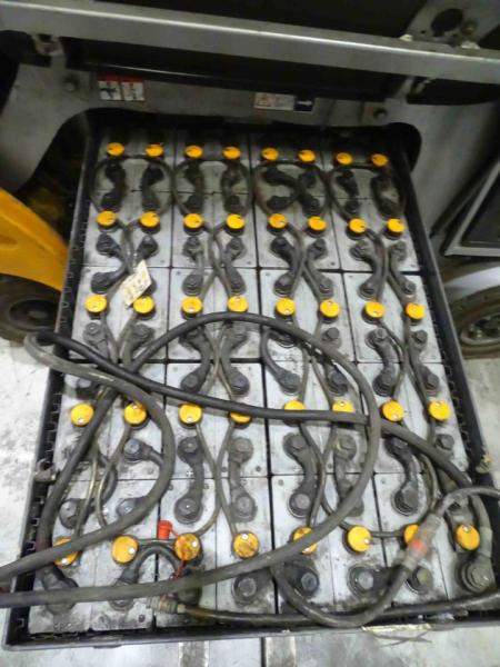 Still RX60-25 RX60-25 - Sähkötrukki: kuva Still RX60-25 RX60-25 - Sähkötrukki Still RX60-25 RX60-25 - Sähkötrukki: kuva Still RX60-25 RX60-25 - Sähkötrukki