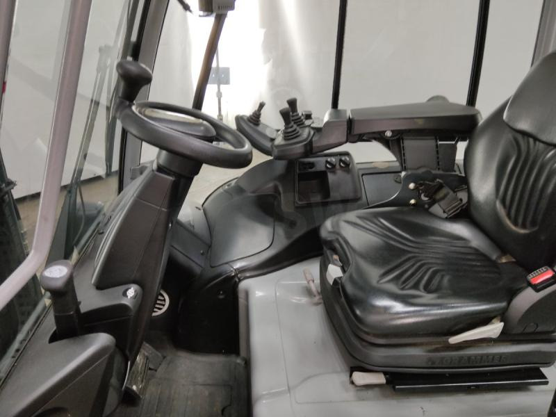 Still RX60-25 RX60-25 - Sähkötrukki: kuva Still RX60-25 RX60-25 - Sähkötrukki Still RX60-25 RX60-25 - Sähkötrukki: kuva Still RX60-25 RX60-25 - Sähkötrukki