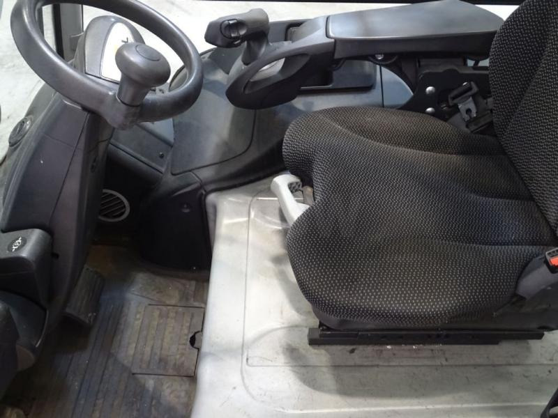 Still RX60-30 RX60-30 - Sähkötrukki: kuva Still RX60-30 RX60-30 - Sähkötrukki Still RX60-30 RX60-30 - Sähkötrukki: kuva Still RX60-30 RX60-30 - Sähkötrukki