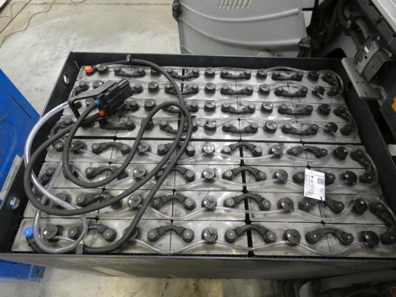 Still RX60-30 RX60-30 - Sähkötrukki: kuva Still RX60-30 RX60-30 - Sähkötrukki Still RX60-30 RX60-30 - Sähkötrukki: kuva Still RX60-30 RX60-30 - Sähkötrukki