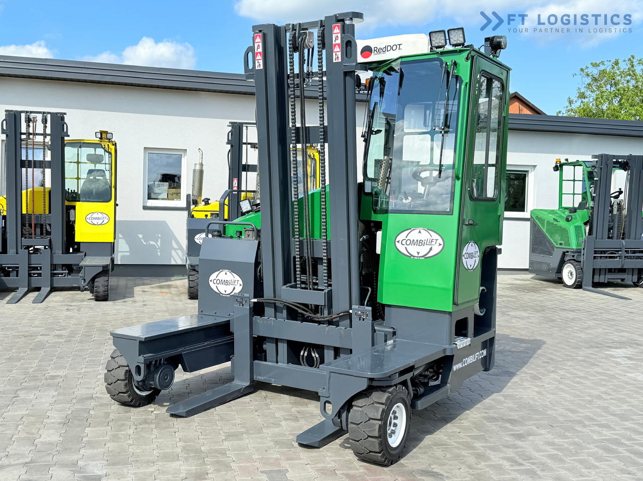 COMBILIFT C3500 / DUPLEX 4100MM / GAS / EXTENDABLE FORKS / CABIN / HEATING + AIR CONDITIONING / LIKE NEW - Nelitietrukki: kuva COMBILIFT C3500 / DUPLEX 4100MM / GAS / EXTENDABLE FORKS / CABIN / HEATING + AIR CONDITIONING / LIKE NEW - Nelitietrukki COMBILIFT C3500 / DUPLEX 4100MM / GAS / EXTENDABLE FORKS / CABIN / HEATING + AIR CONDITIONING / LIKE NEW - Nelitietrukki: kuva COMBILIFT C3500 / DUPLEX 4100MM / GAS / EXTENDABLE FORKS / CABIN / HEATING + AIR CONDITIONING / LIKE NEW - Nelitietrukki