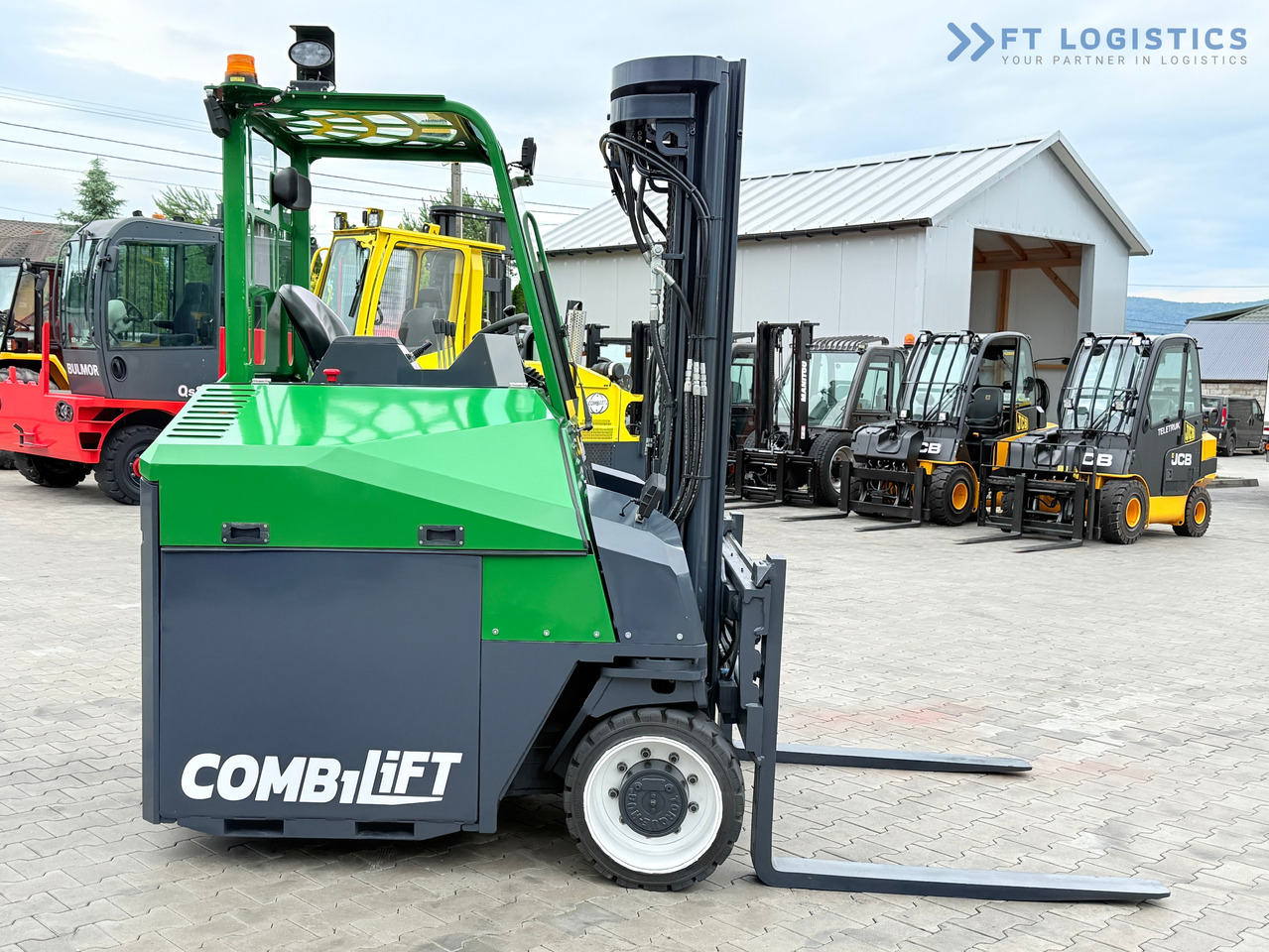COMBILIFT Combilift CBE4000 / TRIPLEX 5200MM / ELECTRIC / FREE LIFT / FORK POSITIONER / SIDESHIFT / LIKE NEW - Nelitietrukki: kuva COMBILIFT Combilift CBE4000 / TRIPLEX 5200MM / ELECTRIC / FREE LIFT / FORK POSITIONER / SIDESHIFT / LIKE NEW - Nelitietrukki COMBILIFT Combilift CBE4000 / TRIPLEX 5200MM / ELECTRIC / FREE LIFT / FORK POSITIONER / SIDESHIFT / LIKE NEW - Nelitietrukki: kuva COMBILIFT Combilift CBE4000 / TRIPLEX 5200MM / ELECTRIC / FREE LIFT / FORK POSITIONER / SIDESHIFT / LIKE NEW - Nelitietrukki