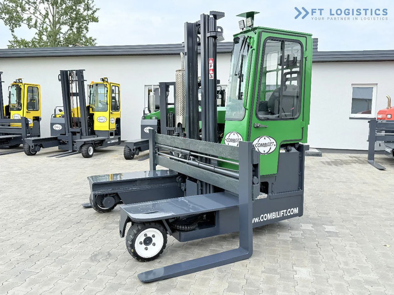 Combilift C3000 / DIESEL / DUPLEX - 4000MM / WIDE FORK POSITIONER 2700MM / FULL HEATED CABIN / ONLY 6905H / CONDITION - LIKE NEW! C3000 / - Nelitietrukki: kuva Combilift C3000 / DIESEL / DUPLEX - 4000MM / WIDE FORK POSITIONER 2700MM / FULL HEATED CABIN / ONLY 6905H / CONDITION - LIKE NEW! C3000 / - Nelitietrukki Combilift C3000 / DIESEL / DUPLEX - 4000MM / WIDE FORK POSITIONER 2700MM / FULL HEATED CABIN / ONLY 6905H / CONDITION - LIKE NEW! C3000 / - Nelitietrukki: kuva Combilift C3000 / DIESEL / DUPLEX - 4000MM / WIDE FORK POSITIONER 2700MM / FULL HEATED CABIN / ONLY 6905H / CONDITION - LIKE NEW! C3000 / - Nelitietrukki
