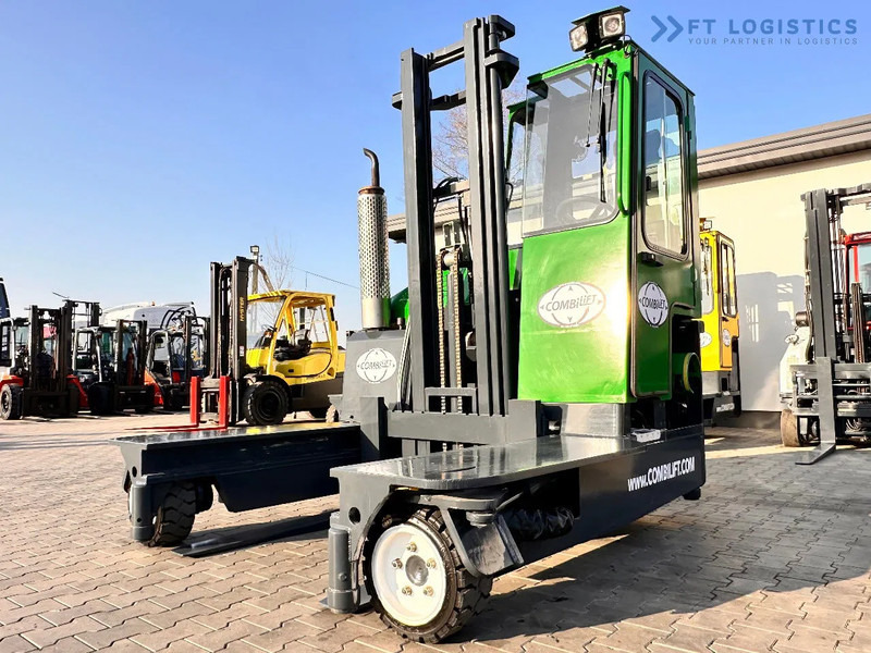 Combilift C3000 / DUPLEX / 4100MM / LPG / FREE LIFT / Like New C3000 / DUPLEX / 4100MM / LPG / FREE LIFT / Like New - Nelitietrukki: kuva Combilift C3000 / DUPLEX / 4100MM / LPG / FREE LIFT / Like New C3000 / DUPLEX / 4100MM / LPG / FREE LIFT / Like New - Nelitietrukki Combilift C3000 / DUPLEX / 4100MM / LPG / FREE LIFT / Like New C3000 / DUPLEX / 4100MM / LPG / FREE LIFT / Like New - Nelitietrukki: kuva Combilift C3000 / DUPLEX / 4100MM / LPG / FREE LIFT / Like New C3000 / DUPLEX / 4100MM / LPG / FREE LIFT / Like New - Nelitietrukki