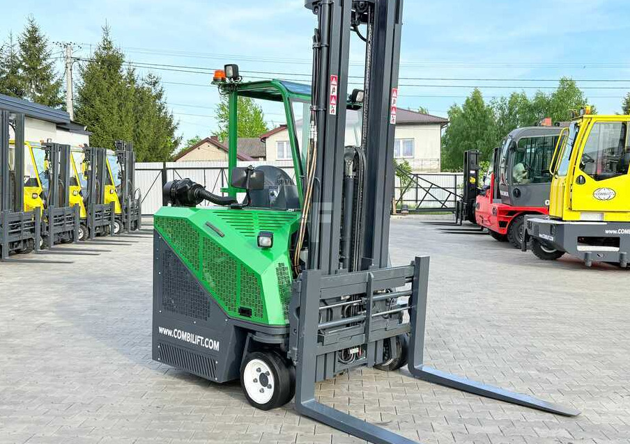 Combilift C3000CB / LPG / TRIPLEX – 6500MM / FREE LIFT / FORK POSITIONER / SIDE SHIFT / EXCELLENT CONDITION - Nelitietrukki: kuva Combilift C3000CB / LPG / TRIPLEX – 6500MM / FREE LIFT / FORK POSITIONER / SIDE SHIFT / EXCELLENT CONDITION - Nelitietrukki Combilift C3000CB / LPG / TRIPLEX – 6500MM / FREE LIFT / FORK POSITIONER / SIDE SHIFT / EXCELLENT CONDITION - Nelitietrukki: kuva Combilift C3000CB / LPG / TRIPLEX – 6500MM / FREE LIFT / FORK POSITIONER / SIDE SHIFT / EXCELLENT CONDITION - Nelitietrukki
