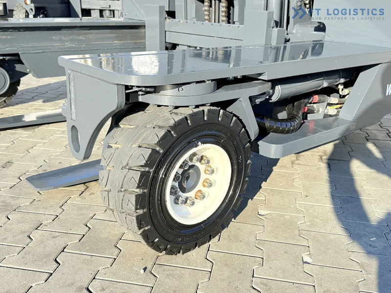 Combilift C4000 / DIESEL / DUPLEX 4100MM / FREE LIFT / SIDE SHIFT / FULL CABIN / EXCELLENT CONDITION / Wide range of four-way and side loa - Nelitietrukki: kuva Combilift C4000 / DIESEL / DUPLEX 4100MM / FREE LIFT / SIDE SHIFT / FULL CABIN / EXCELLENT CONDITION / Wide range of four-way and side loa - Nelitietrukki Combilift C4000 / DIESEL / DUPLEX 4100MM / FREE LIFT / SIDE SHIFT / FULL CABIN / EXCELLENT CONDITION / Wide range of four-way and side loa - Nelitietrukki: kuva Combilift C4000 / DIESEL / DUPLEX 4100MM / FREE LIFT / SIDE SHIFT / FULL CABIN / EXCELLENT CONDITION / Wide range of four-way and side loa - Nelitietrukki