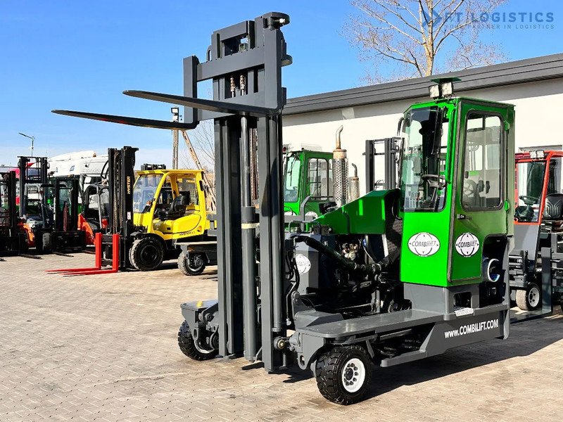 Combilift C4000 / LPG / DUPLEX / 4500MM / FREE LIFT / LIKE NEW C4000 / LPG / DUPLEX / 4500MM / FREE LIFT / LIKE NEW - Nelitietrukki: kuva Combilift C4000 / LPG / DUPLEX / 4500MM / FREE LIFT / LIKE NEW C4000 / LPG / DUPLEX / 4500MM / FREE LIFT / LIKE NEW - Nelitietrukki Combilift C4000 / LPG / DUPLEX / 4500MM / FREE LIFT / LIKE NEW C4000 / LPG / DUPLEX / 4500MM / FREE LIFT / LIKE NEW - Nelitietrukki: kuva Combilift C4000 / LPG / DUPLEX / 4500MM / FREE LIFT / LIKE NEW C4000 / LPG / DUPLEX / 4500MM / FREE LIFT / LIKE NEW - Nelitietrukki