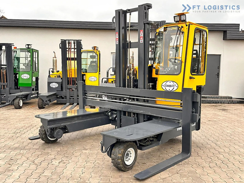 Combilift C4500 / DUPLEX / 4050MM / DIESEL / WIDE POSITIONER / FREE LIFT C4500 / DUPLEX / 4050MM / DIESEL / WIDE POSITIONER / FREE LIFT - Nelitietrukki: kuva Combilift C4500 / DUPLEX / 4050MM / DIESEL / WIDE POSITIONER / FREE LIFT C4500 / DUPLEX / 4050MM / DIESEL / WIDE POSITIONER / FREE LIFT - Nelitietrukki Combilift C4500 / DUPLEX / 4050MM / DIESEL / WIDE POSITIONER / FREE LIFT C4500 / DUPLEX / 4050MM / DIESEL / WIDE POSITIONER / FREE LIFT - Nelitietrukki: kuva Combilift C4500 / DUPLEX / 4050MM / DIESEL / WIDE POSITIONER / FREE LIFT C4500 / DUPLEX / 4050MM / DIESEL / WIDE POSITIONER / FREE LIFT - Nelitietrukki