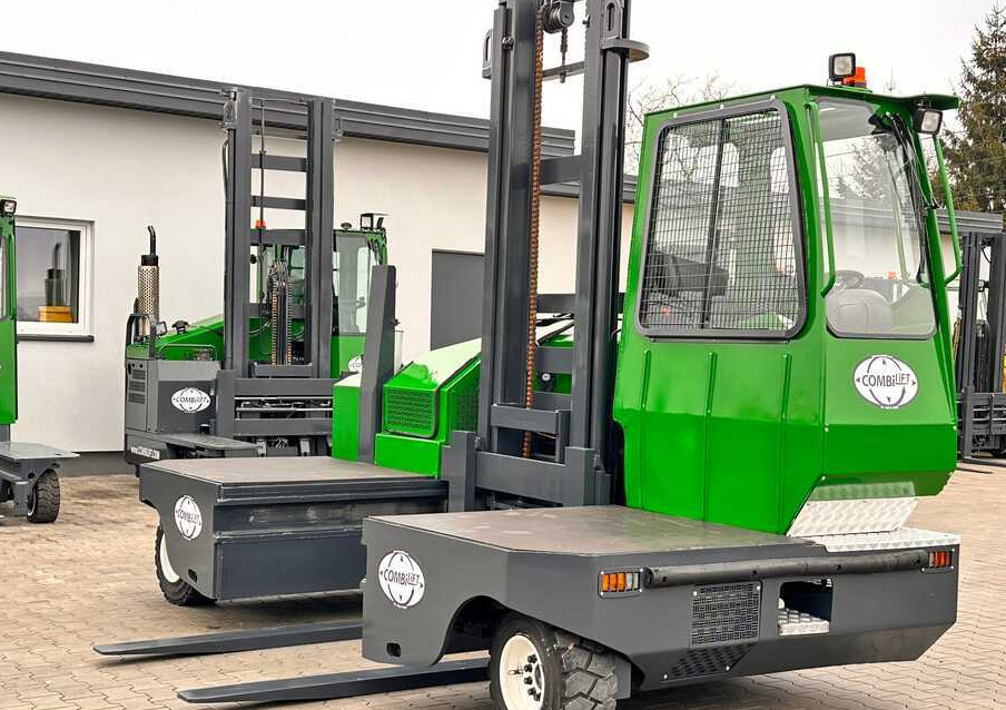 Combilift C5000SL / DIESEL / 4500MM / DUPLEX / CABIN / PLATFORMS / LIKE NEW - Kylkitrukki: kuva Combilift C5000SL / DIESEL / 4500MM / DUPLEX / CABIN / PLATFORMS / LIKE NEW - Kylkitrukki Combilift C5000SL / DIESEL / 4500MM / DUPLEX / CABIN / PLATFORMS / LIKE NEW - Kylkitrukki: kuva Combilift C5000SL / DIESEL / 4500MM / DUPLEX / CABIN / PLATFORMS / LIKE NEW - Kylkitrukki