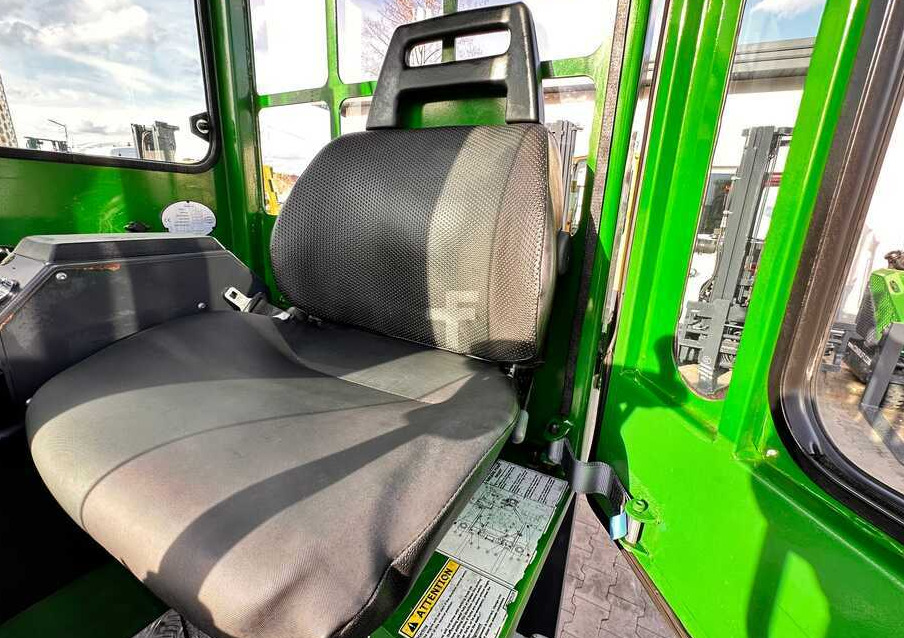 Nelitietrukki Combilift C5000XL / LPG / AIR CONDITIONING / WIDE POSITIONER / DUPLEX MAST / ADJUSTABLE FORKS / NEW TIRES / EXCELLENT CONDITION!: kuva Nelitietrukki Combilift C5000XL / LPG / AIR CONDITIONING / WIDE POSITIONER / DUPLEX MAST / ADJUSTABLE FORKS / NEW TIRES / EXCELLENT CONDITION!