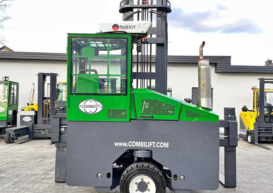 Nelitietrukki Combilift C5000XL / LPG / AIR CONDITIONING / WIDE POSITIONER / DUPLEX MAST / ADJUSTABLE FORKS / NEW TIRES / EXCELLENT CONDITION!: kuva Nelitietrukki Combilift C5000XL / LPG / AIR CONDITIONING / WIDE POSITIONER / DUPLEX MAST / ADJUSTABLE FORKS / NEW TIRES / EXCELLENT CONDITION!