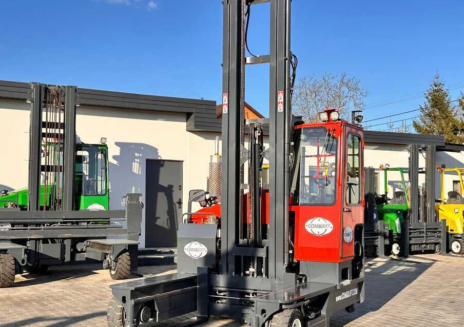 Combilift COMBILIFT C4000 – TRIPLEX 9300 mm – Year 2017 – GAS – FREE LIFT – FORK SIDE SHIFT – CONDITION 5/5 - Nelitietrukki: kuva Combilift COMBILIFT C4000 – TRIPLEX 9300 mm – Year 2017 – GAS – FREE LIFT – FORK SIDE SHIFT – CONDITION 5/5 - Nelitietrukki Combilift COMBILIFT C4000 – TRIPLEX 9300 mm – Year 2017 – GAS – FREE LIFT – FORK SIDE SHIFT – CONDITION 5/5 - Nelitietrukki: kuva Combilift COMBILIFT C4000 – TRIPLEX 9300 mm – Year 2017 – GAS – FREE LIFT – FORK SIDE SHIFT – CONDITION 5/5 - Nelitietrukki